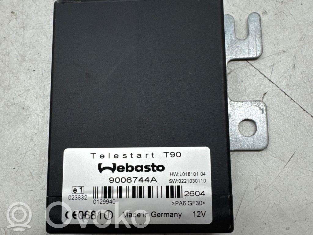 BMW X3 E83 Auxiliary heating control unit/module 