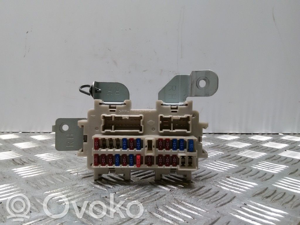 Nissan Murano Z50 Fuse module 
