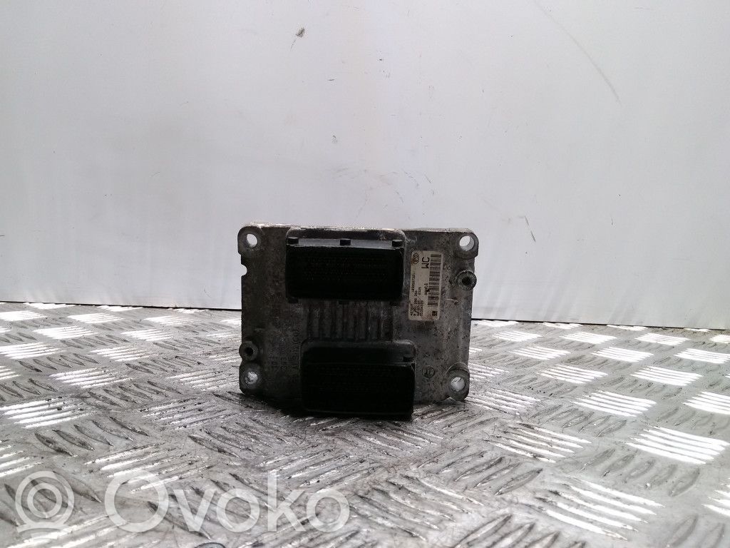 Opel Meriva A Engine control unit/module 