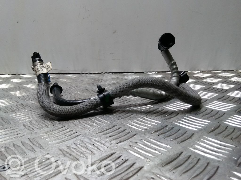 Jaguar XF Fuel line pipe 