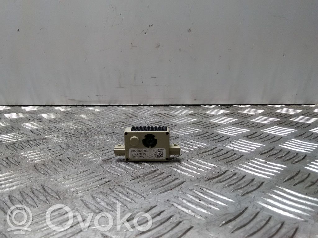 Antenos stiprintuvas   699009004