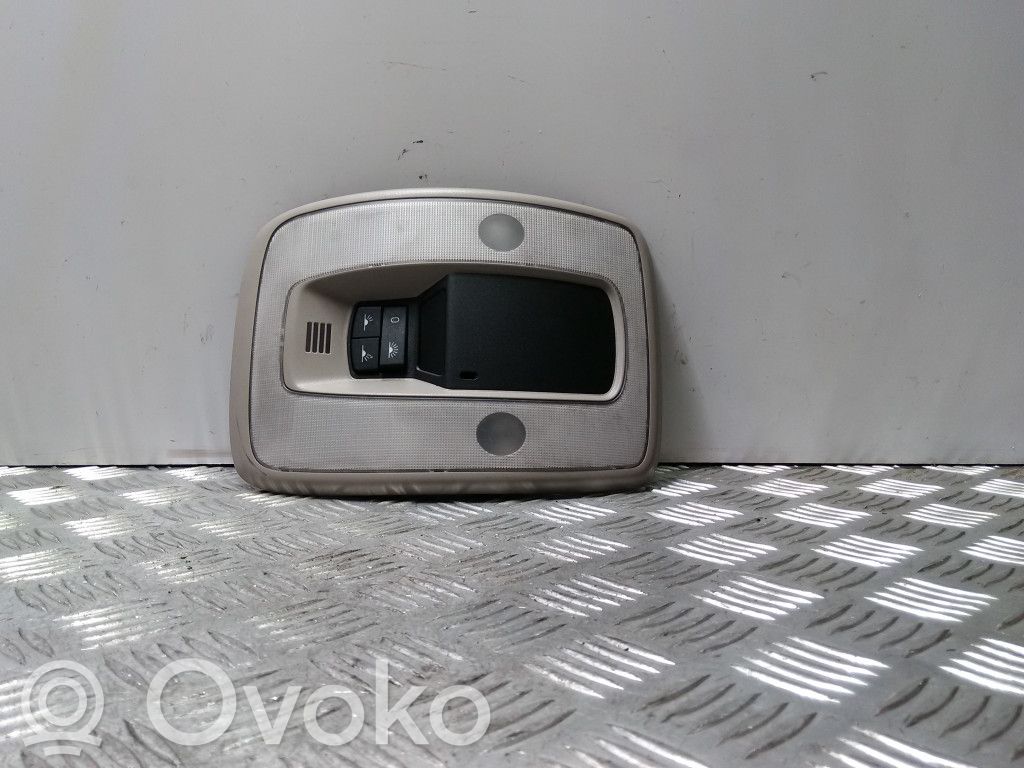Volvo V50 Front seat light 