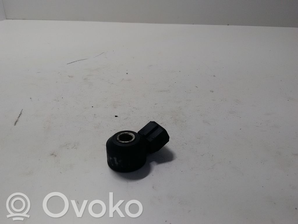 Nissan Primera Detonacinis daviklis 