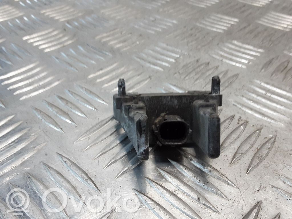 Subaru B9 Tribeca Airbagsensor Crashsensor Drucksensor 