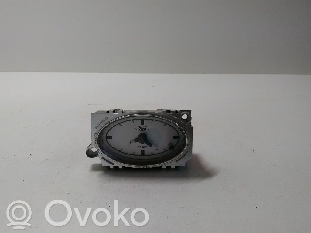 Ford Mondeo Mk III Pulkstenis 