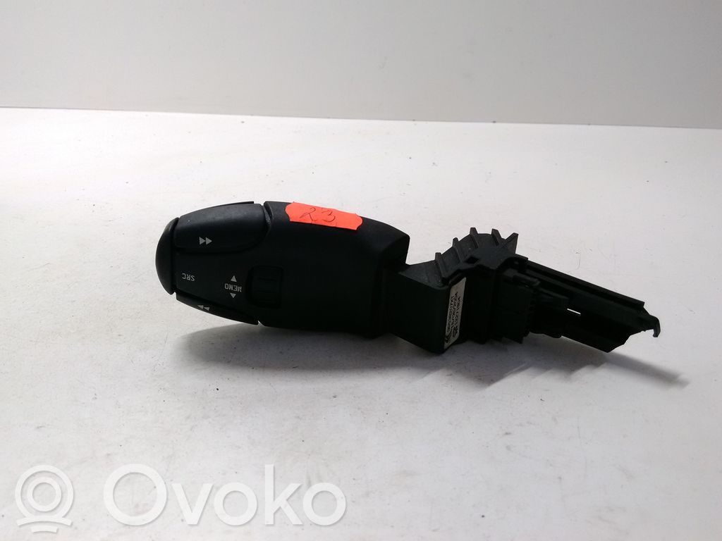 Peugeot 307 Sound control switch 