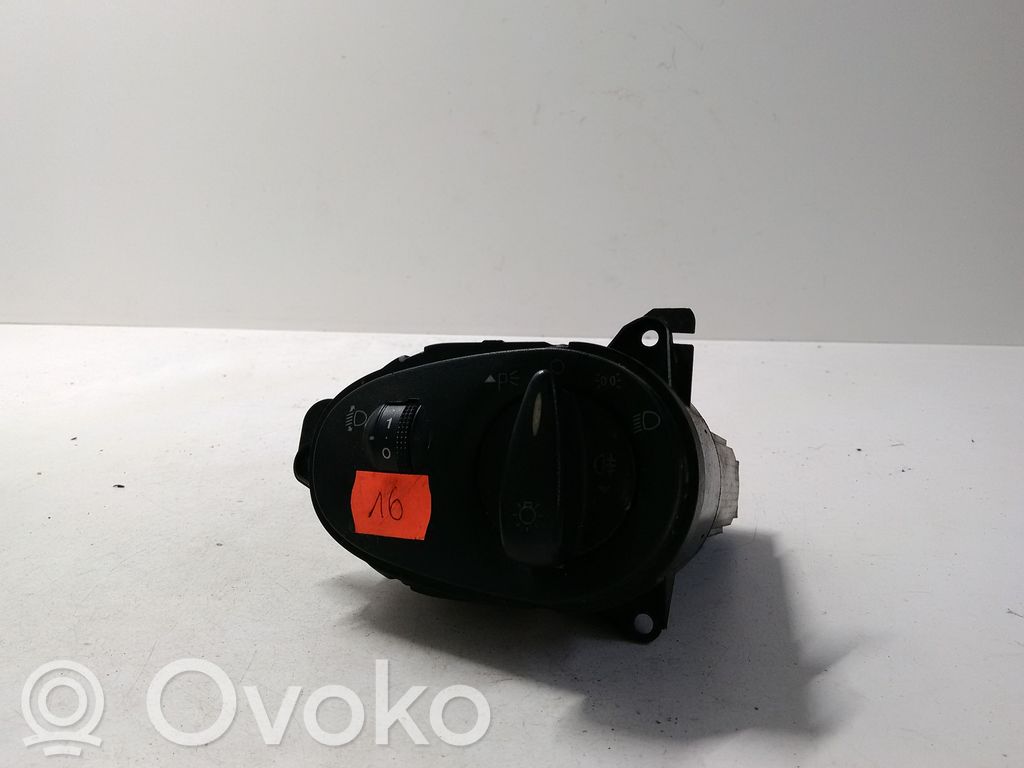 Ford Focus Light switch 