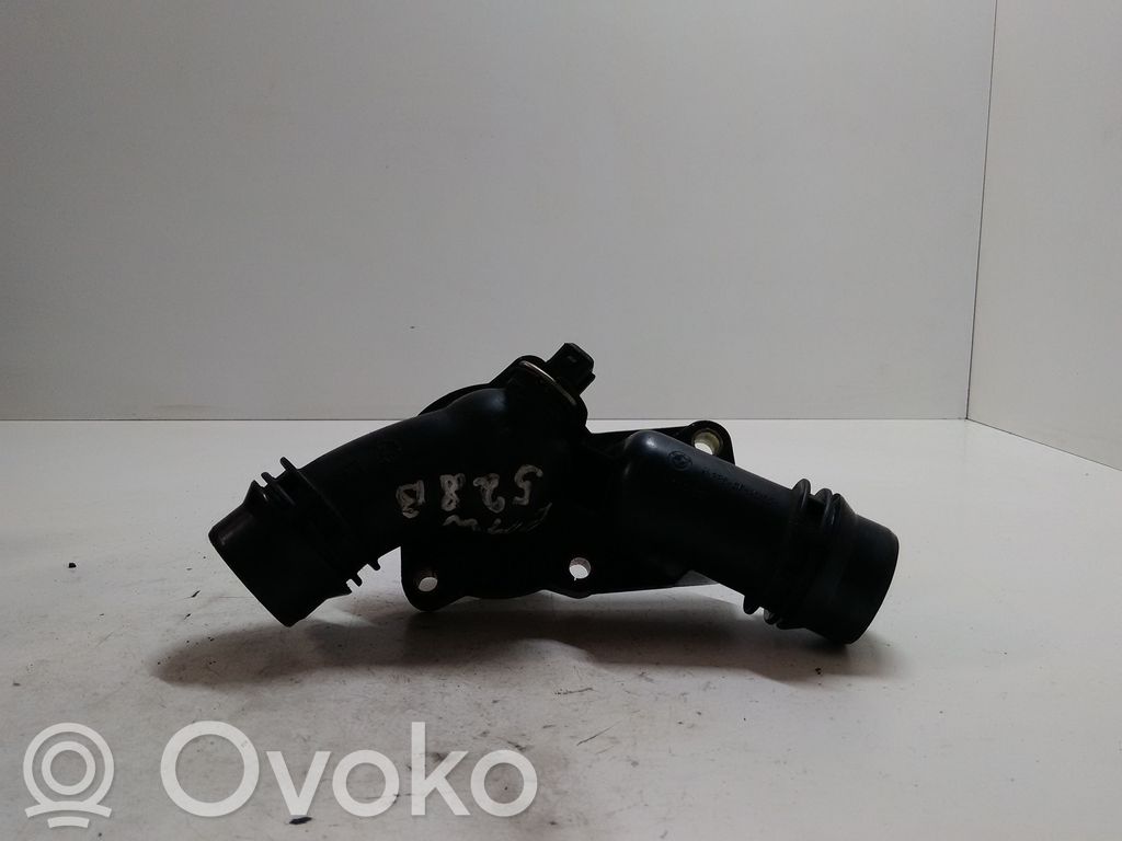 BMW 5 E39 Termostatas/ termostato korpusas 