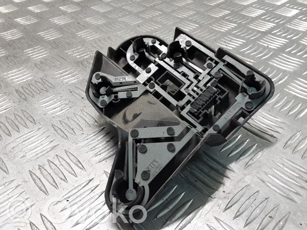 Rover 75 Aizmugures spuldzes vāka turētājs 