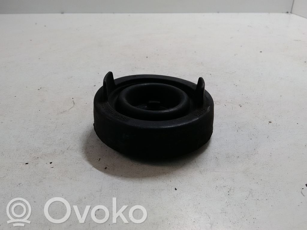 Toyota Avensis T250 Cache-poussière de phare avant 