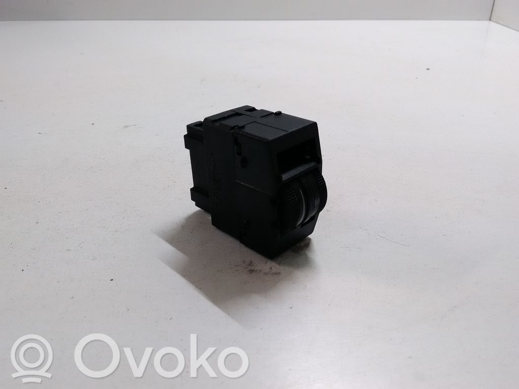 Audi A3 S3 8L Headlight level height control switch 
