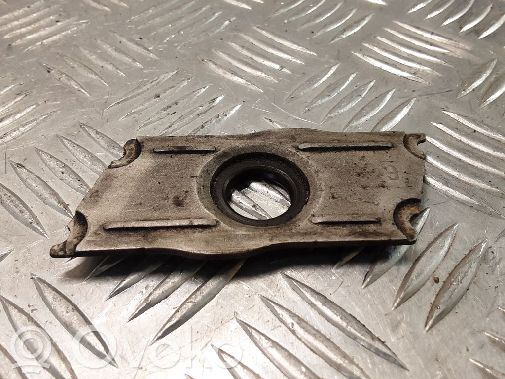Audi A6 S6 C6 4F Fuel Injector clamp holder 