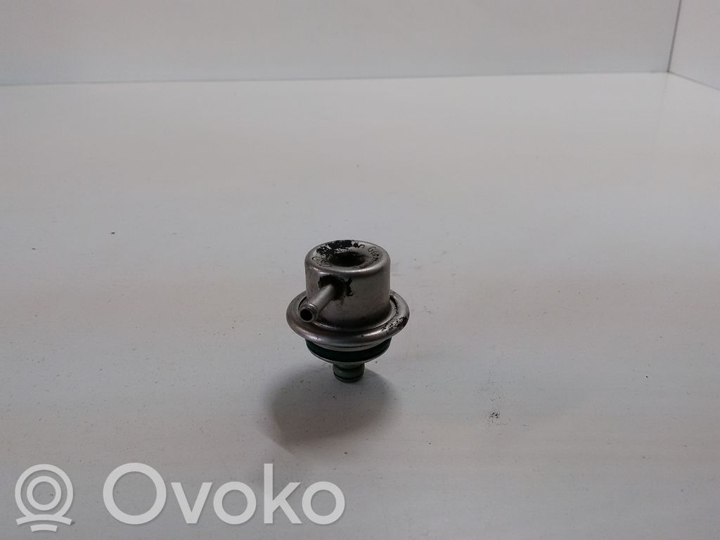 Régulateur de pression de carburant   0280160515