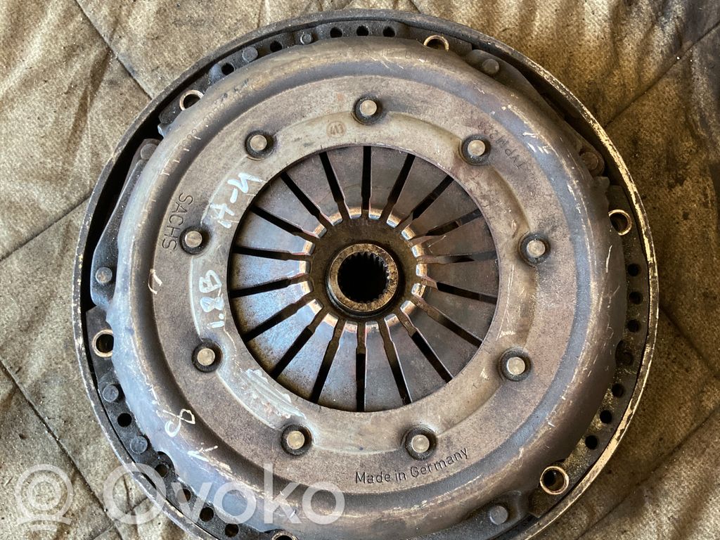 Audi A4 S4 B5 8D Sprzęgło / Komplet 