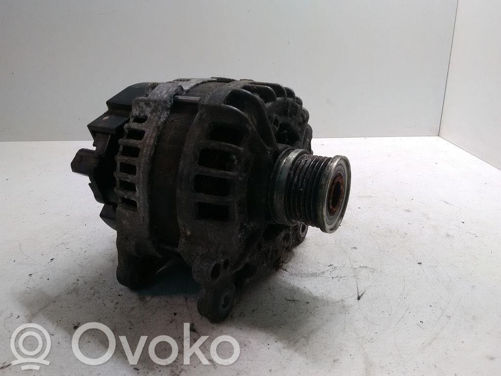 Audi A4 S4 B8 8K Generatorius 