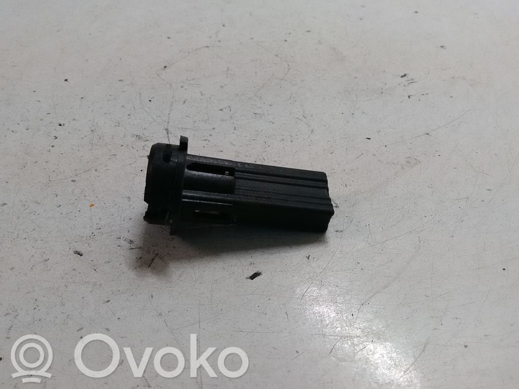BMW 7 E38 Einzelteil Scheinwerfer 