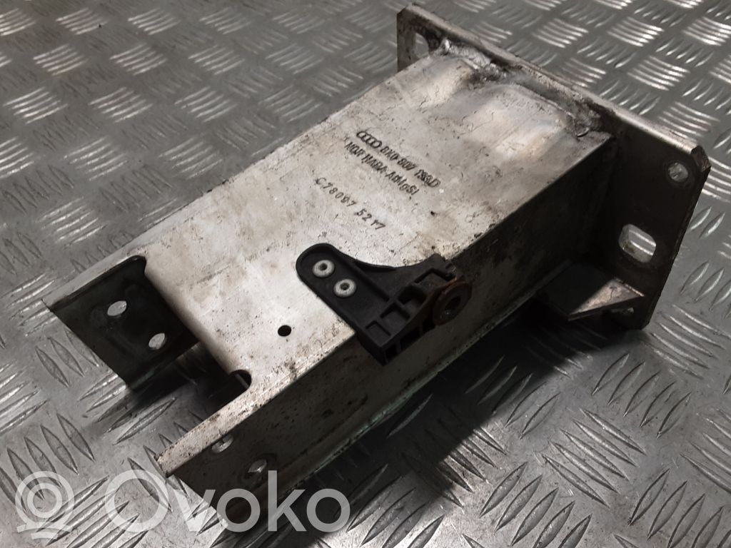 Etuosa   8K0807133D