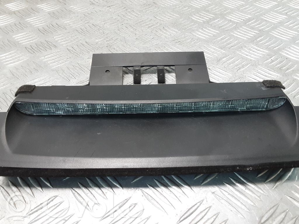 Volvo S80 Third/center stoplight 