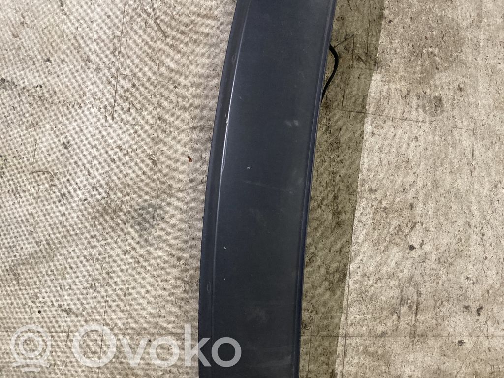 Mercedes-Benz C W204 Moldura inferior del parachoques trasero 