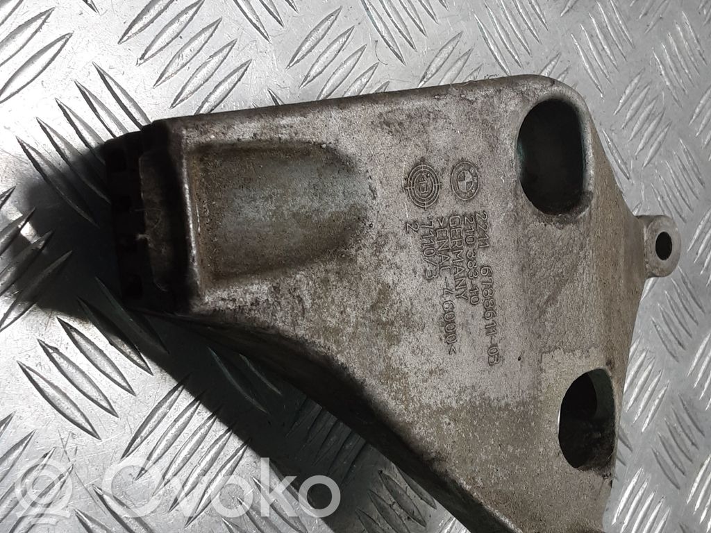 BMW 3 F30 F35 F31 Engine mounting bracket 