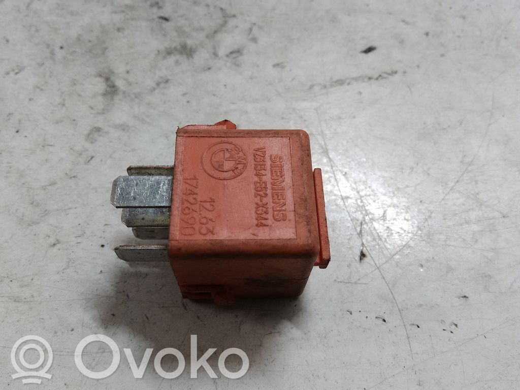 BMW 3 E46 Other relay 