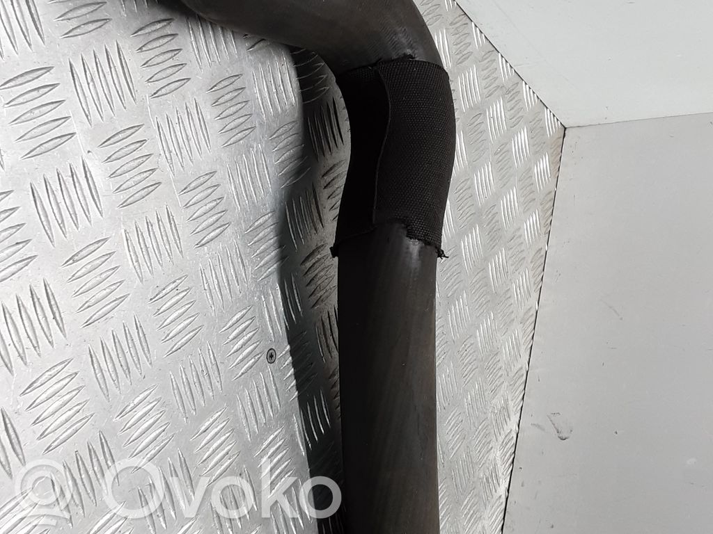 Intercooler hose/pipe