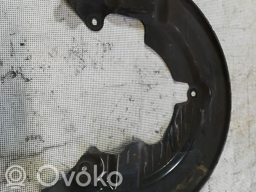 Volvo V40 Etujarrun jarrulevyn pölysuojalevy 