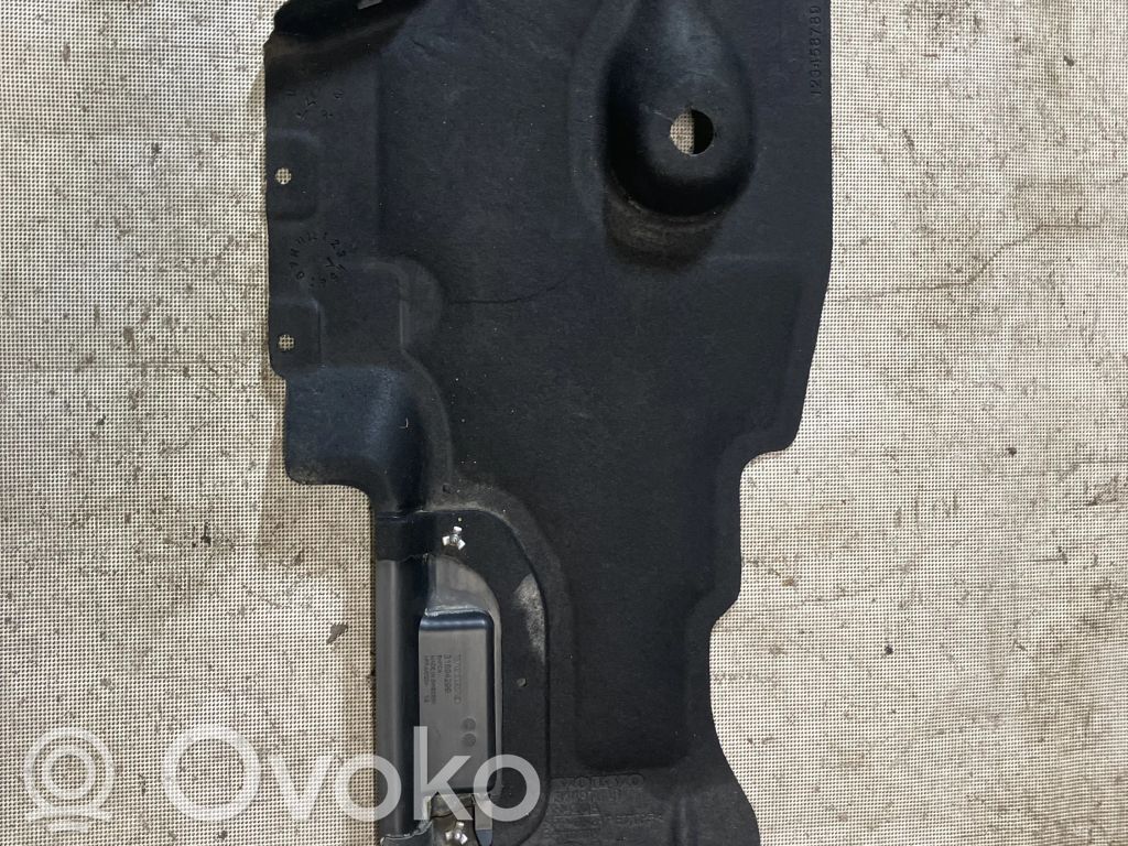 Volvo V40 Osłona środkowa podwozia 