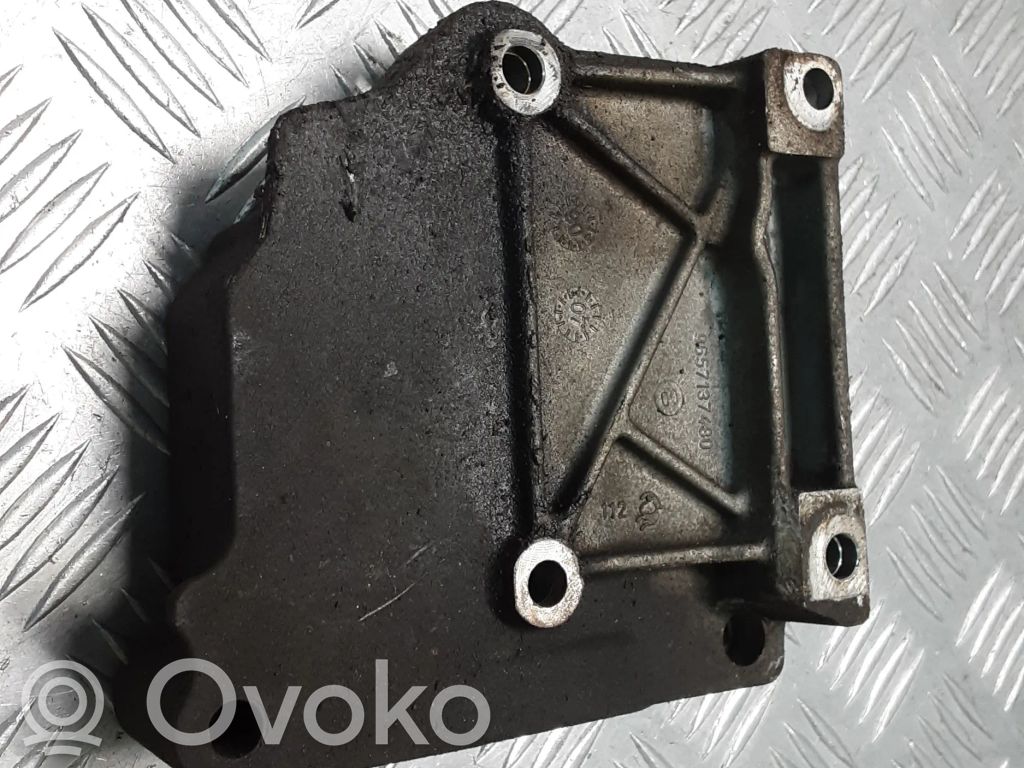 Peugeot 307 A/C compressor mount bracket 