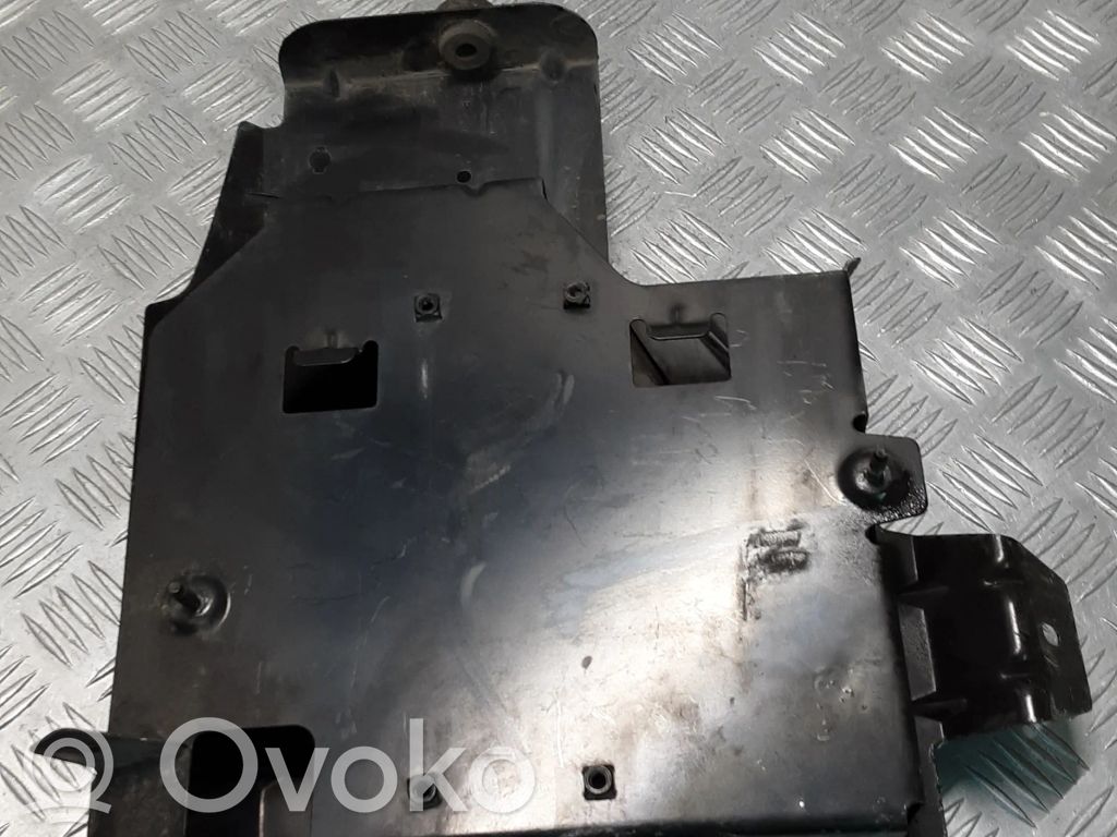 Renault Trafic II (X83) Engine control unit holder 