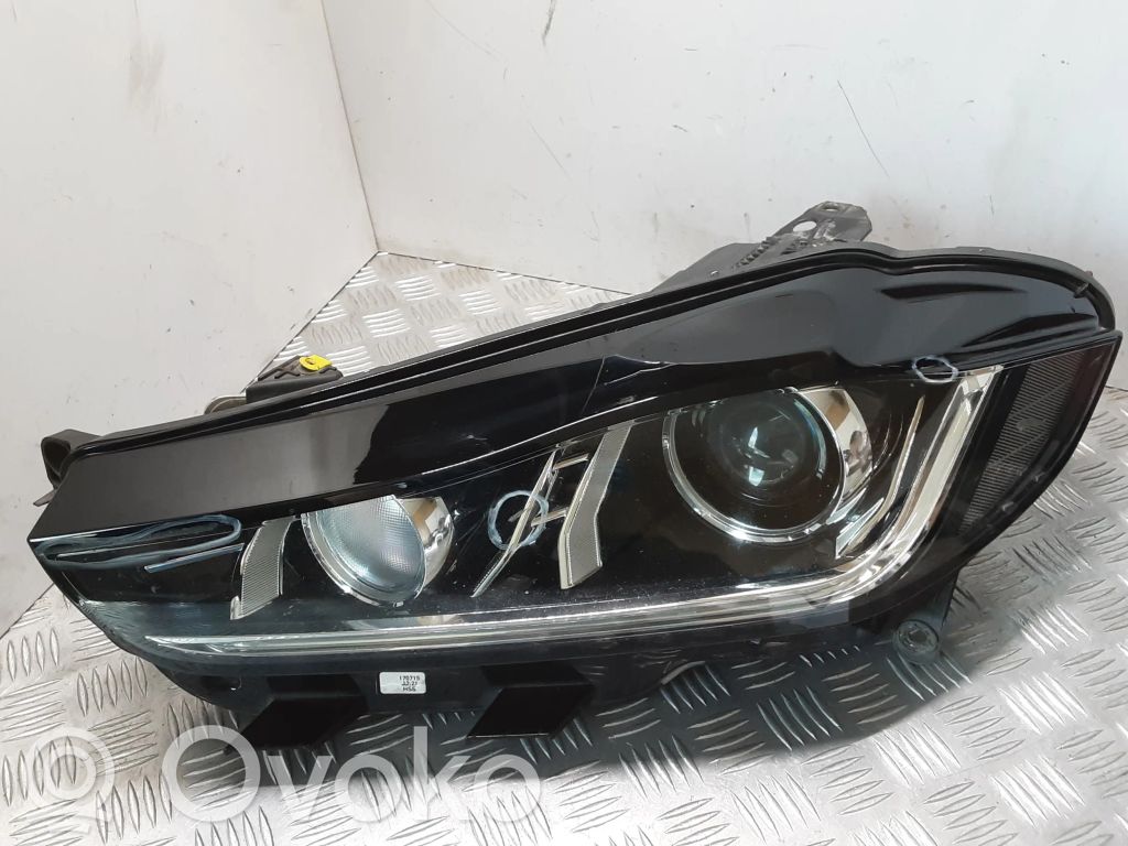 Jaguar XE Scheinwerfer 