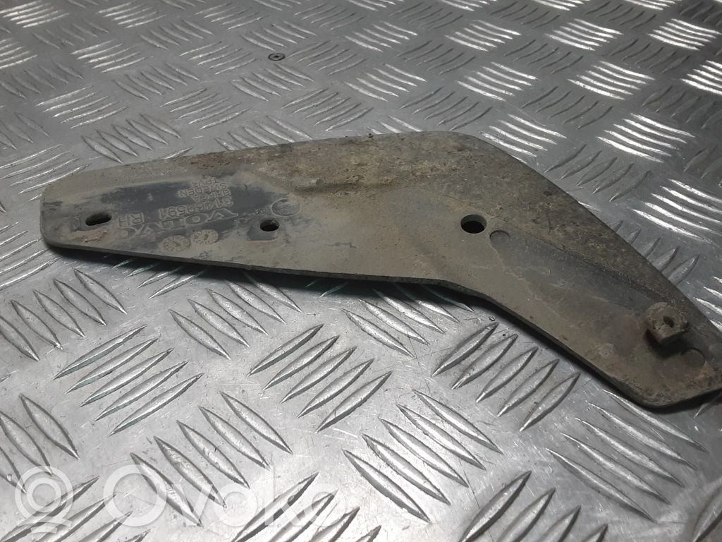 Volvo XC40 Apărătoare noroi spate 