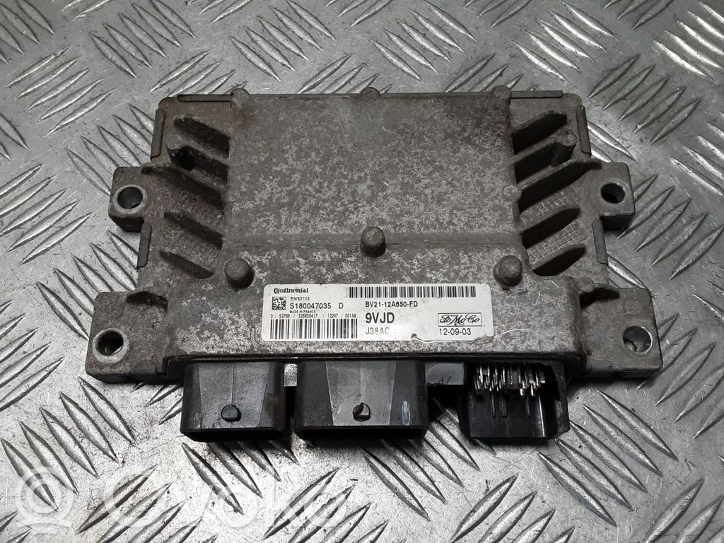 Ford Fiesta Engine control unit/module 