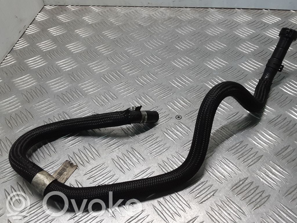 BMW 7 F01 F02 F03 F04 Fuel line pipe 