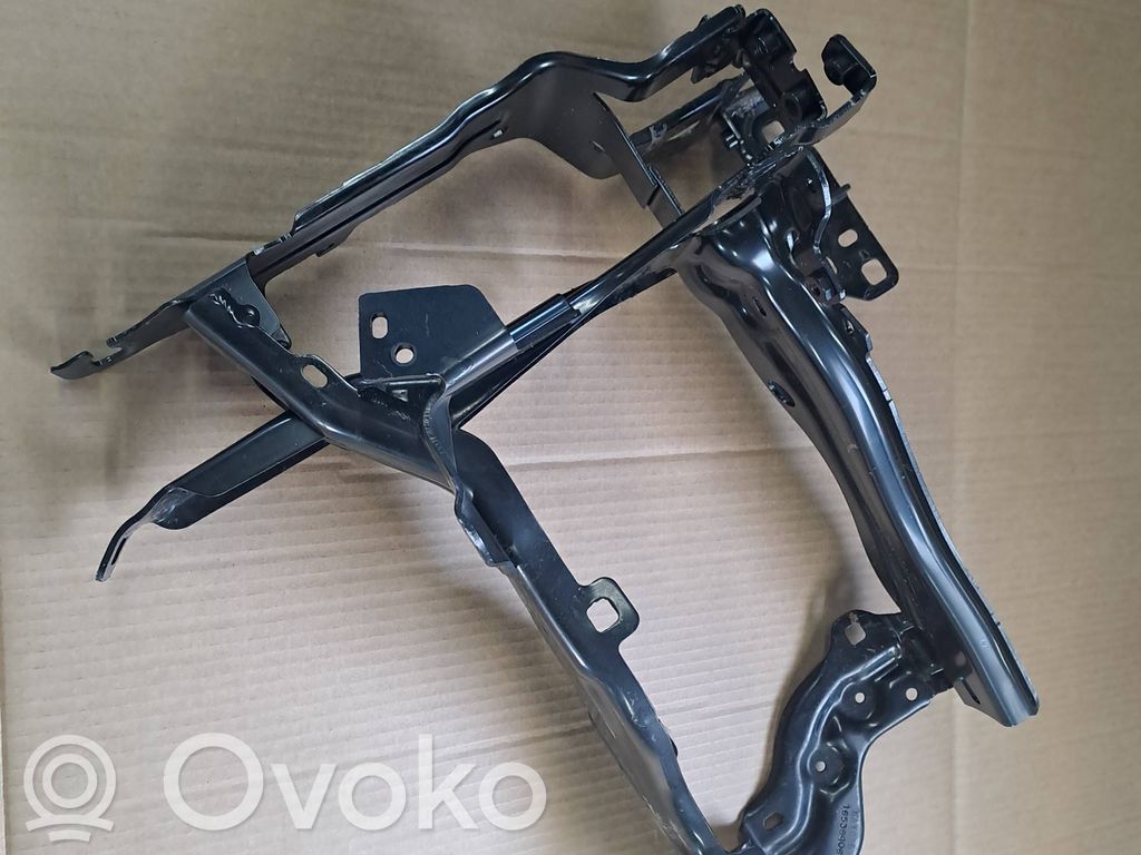 BMW XM Pas przedni 