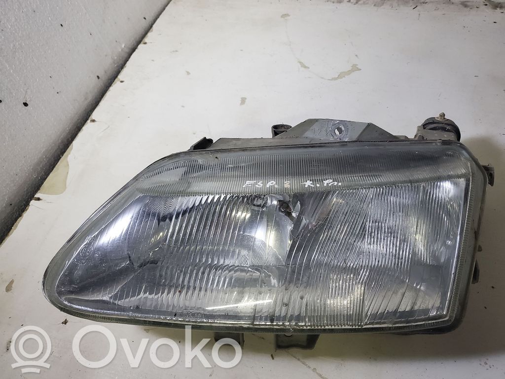 Renault Espace III Headlight/headlamp 