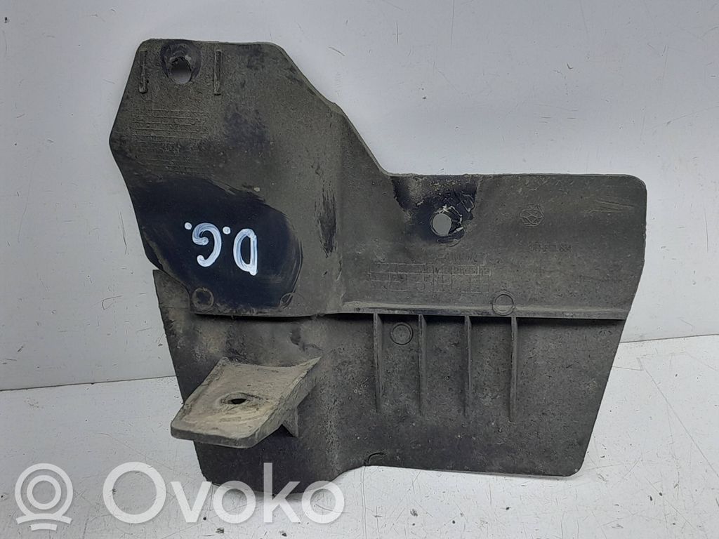 Rear mudguard   5FF853834