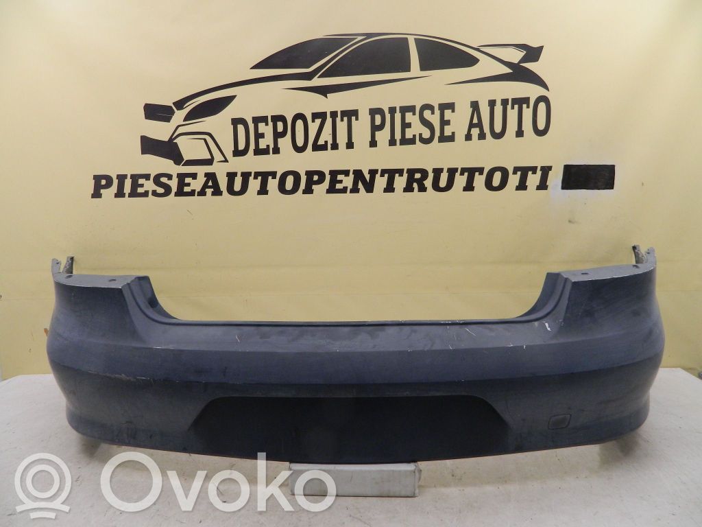 Volkswagen PASSAT B7 Parachoques 