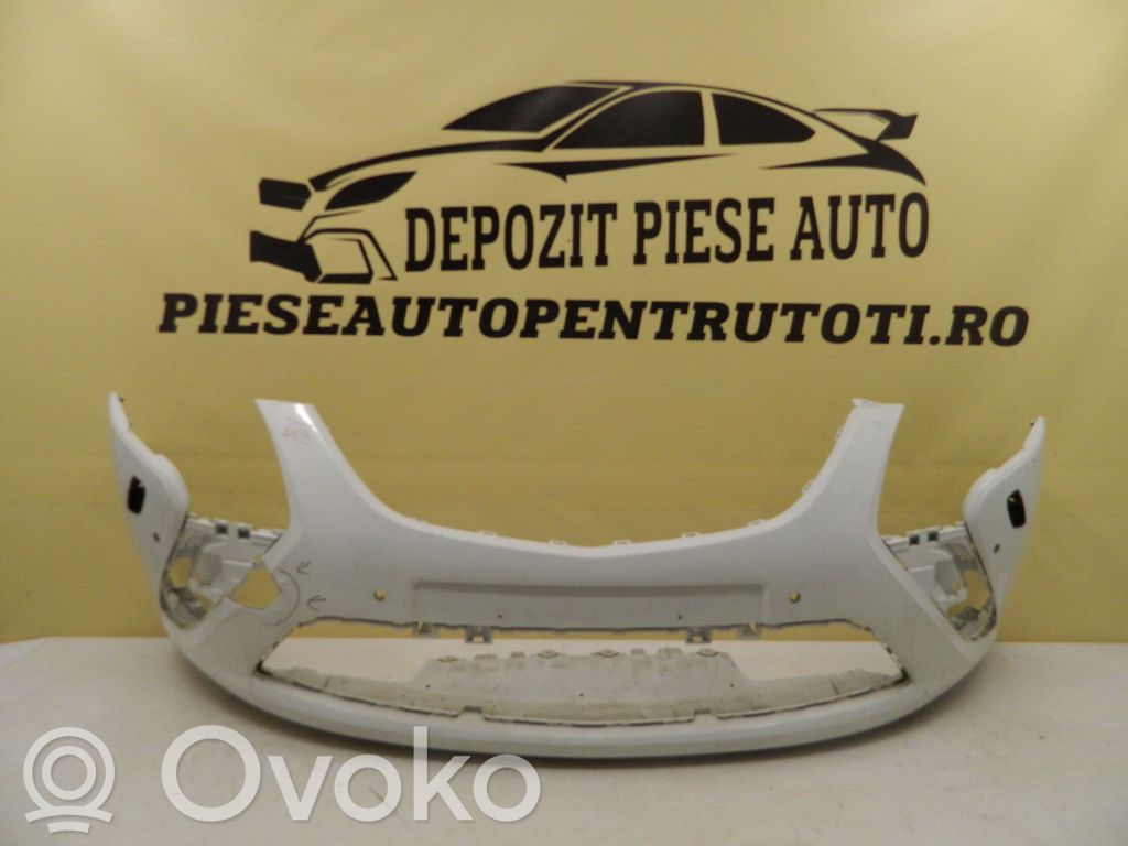 Opel Zafira C Priekšējais bamperis 
