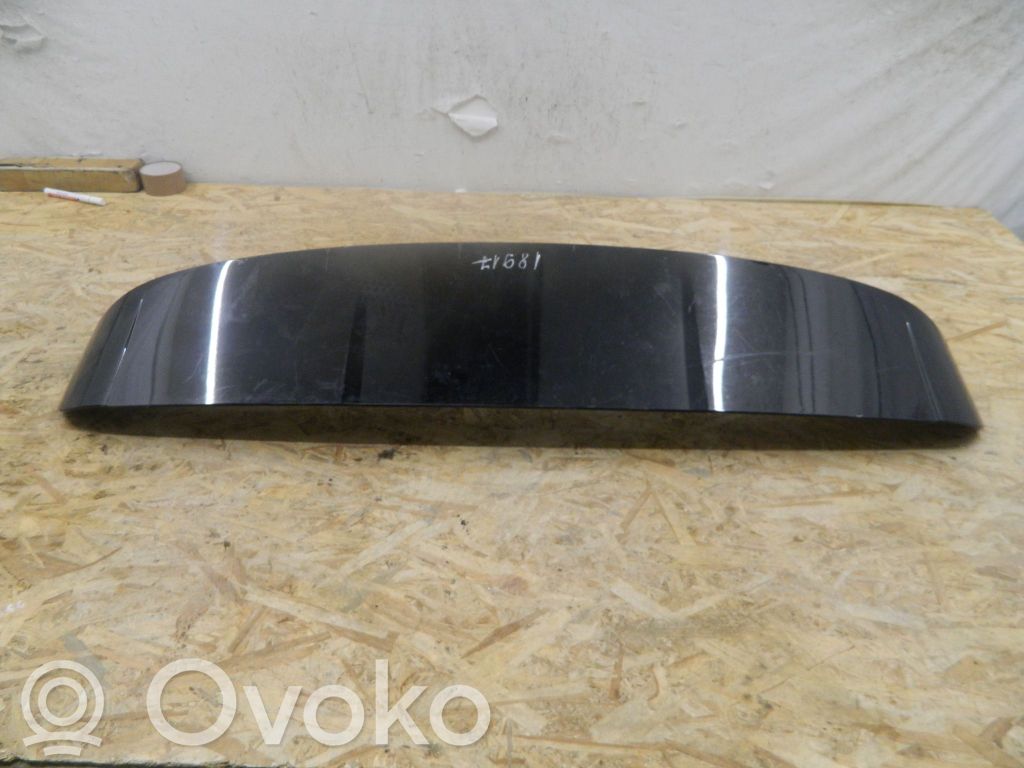 Porsche Macan (95B) Tailgate/trunk spoiler 