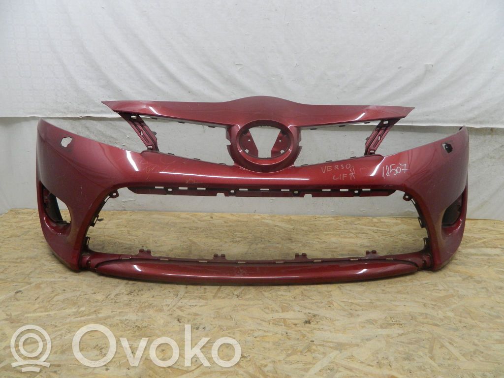 Toyota Yaris Etupuskuri 