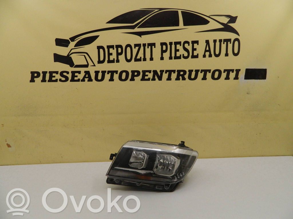 Volkswagen Crafter Lampa przednia 