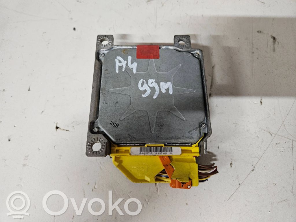 Audi A4 S4 B5 8D Airbag control unit/module 