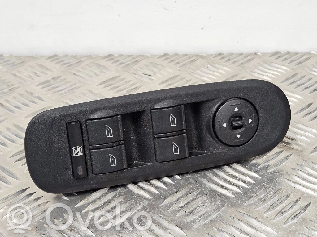 Ford S-MAX Przyciski szyb 