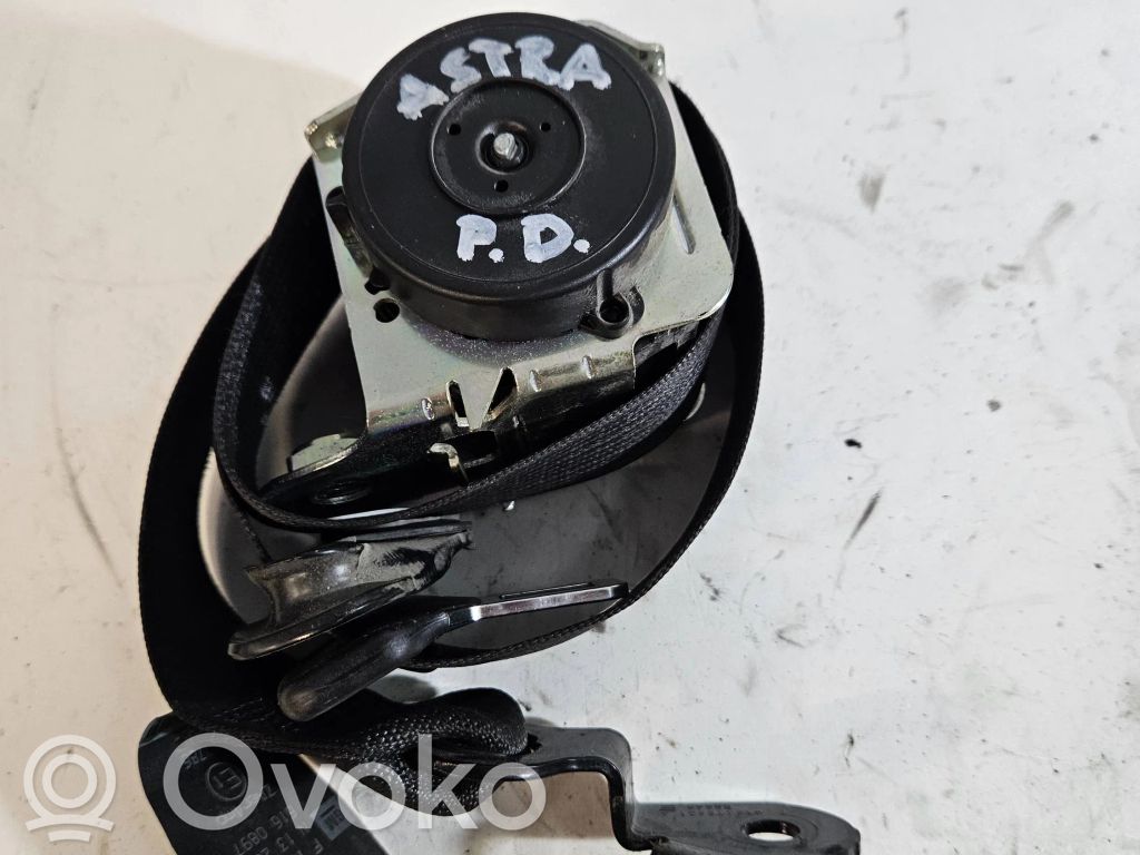 Opel Corsa D Cinturón delantero 