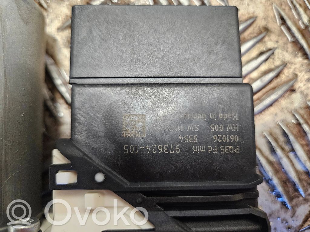 Volkswagen PASSAT B6 Motor macara geam ușă spate 