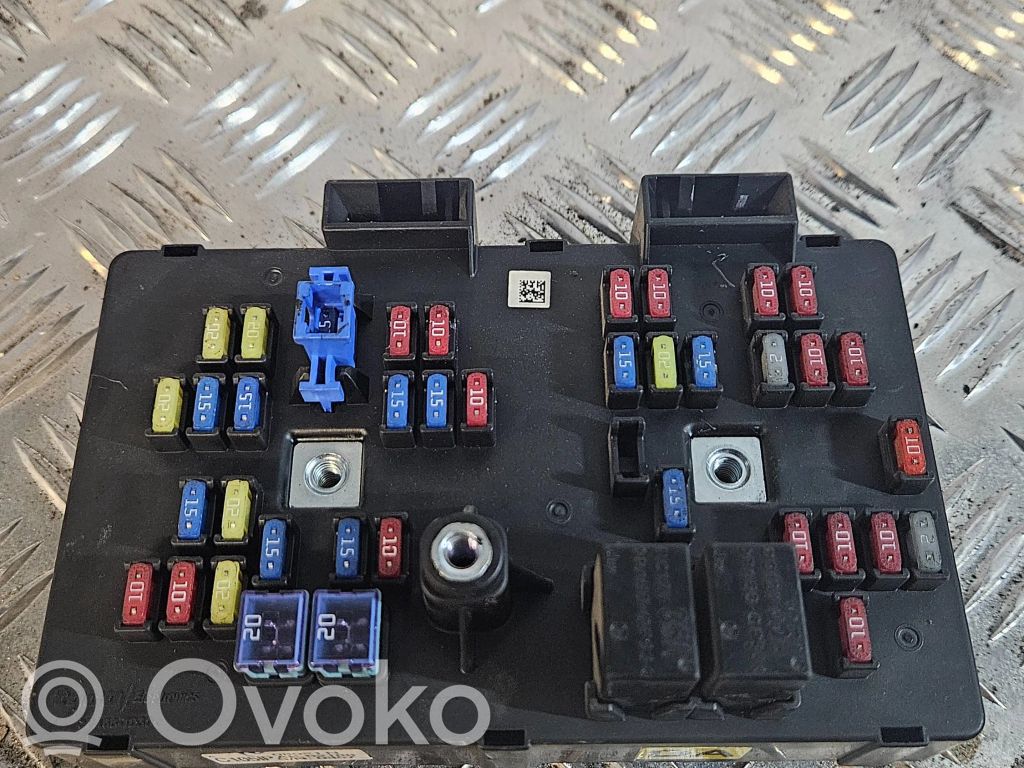 Módulo de fusible   AK62188