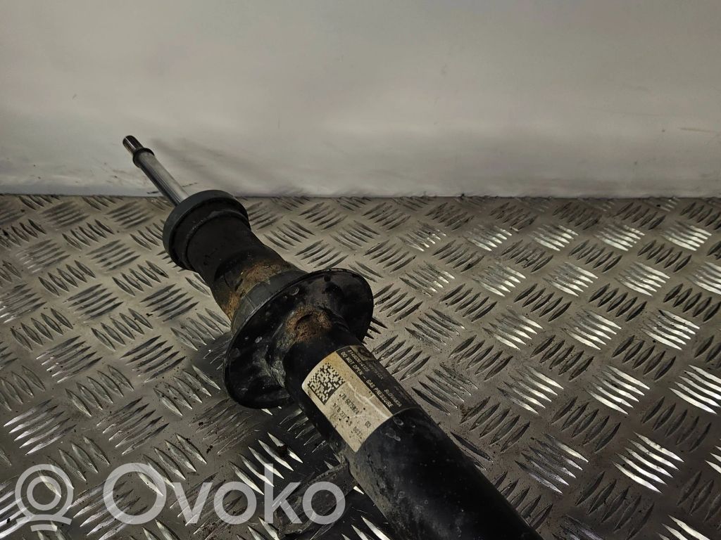 BMW 5 G30 G31 G38 Ammortizzatore anteriore 