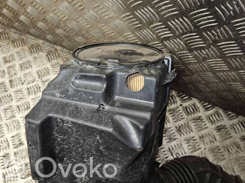 Air filter box   72344994