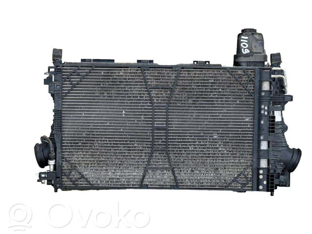 Opel Insignia A Radiatora komplekts 